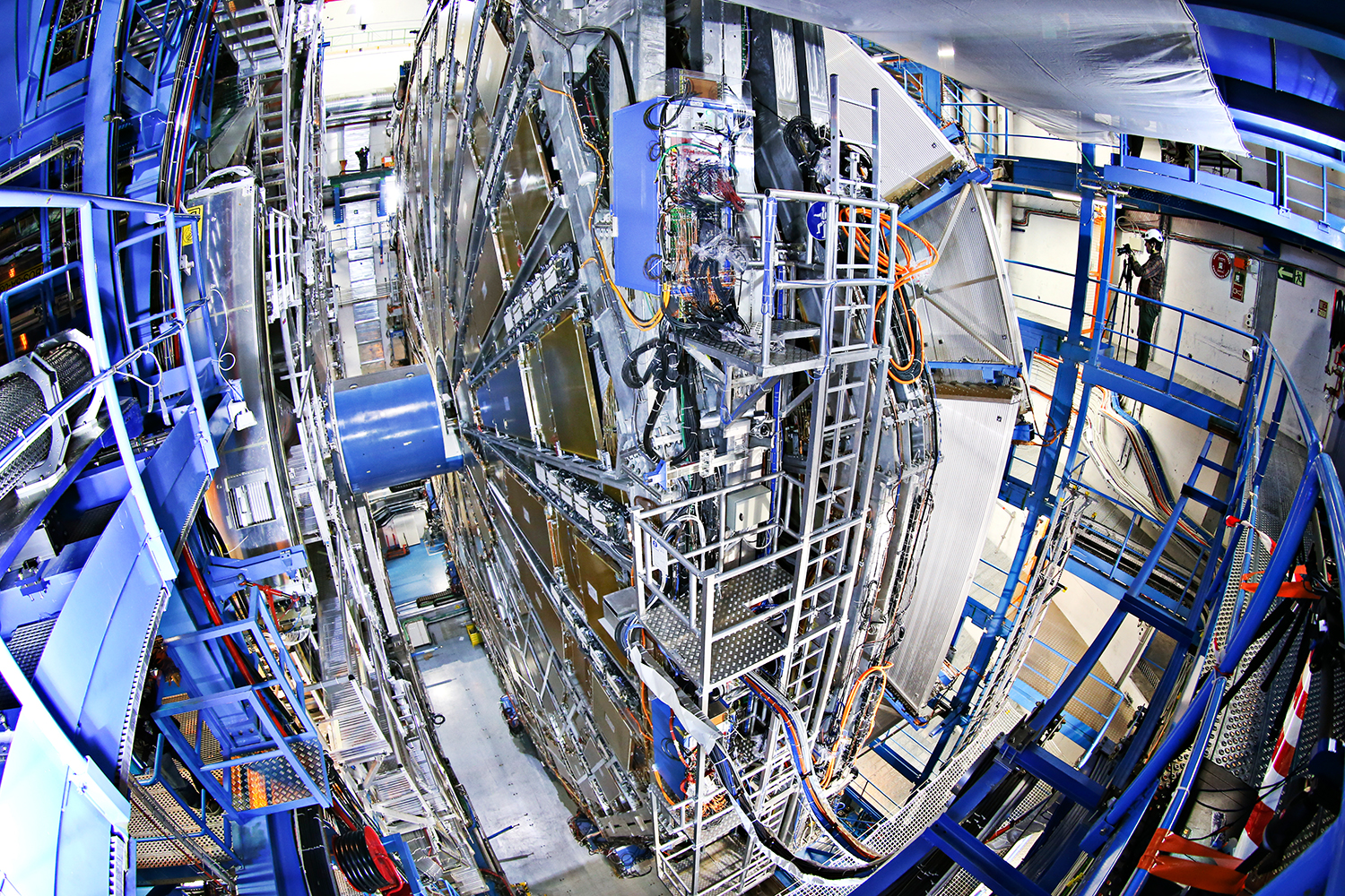 Der ATLAS-Teilchendetektor des Large Hadron Collider (LHC), dem leistungsstärksten Teilchenbeschleuniger der Welt am CERN in Genf.