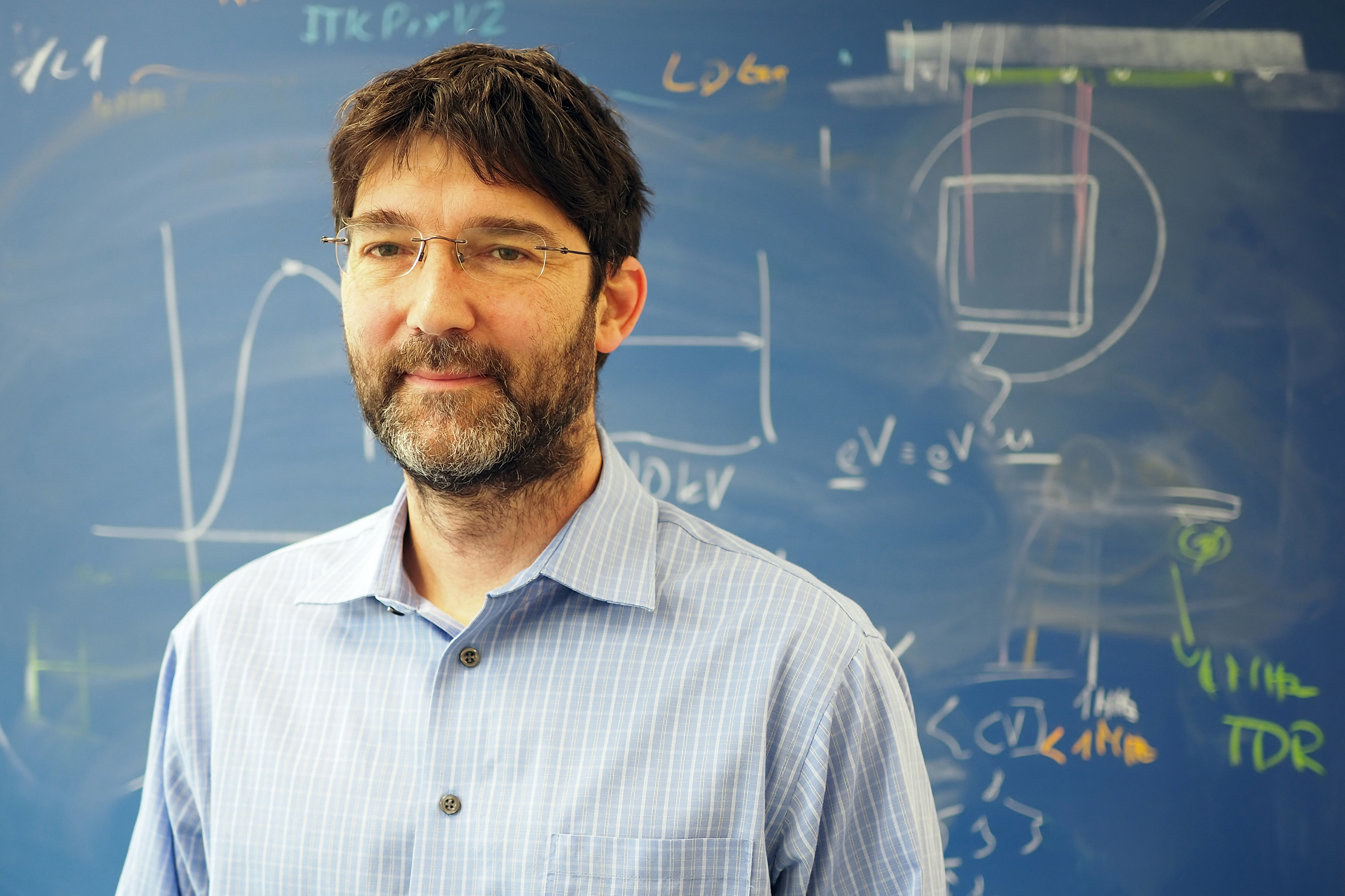 Prof. Dr. Michele Weber, Direktor des Laboratorium für Hochenergiephysik (LHEP) der Universität Bern. © Universität Bern / University of Bern