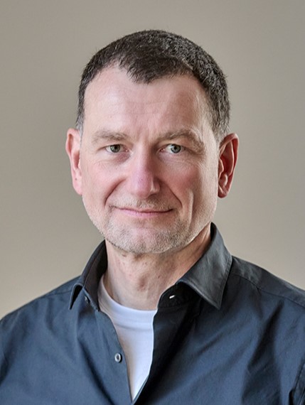 Prof. Dr. Hubertus Fischer Professor für Experimentelle Klimaphysik und Leiter der Abteilung für Klima- und Umweltphysik an der Universität Bern   © Universität Bern, Bild: Adrian Moser
