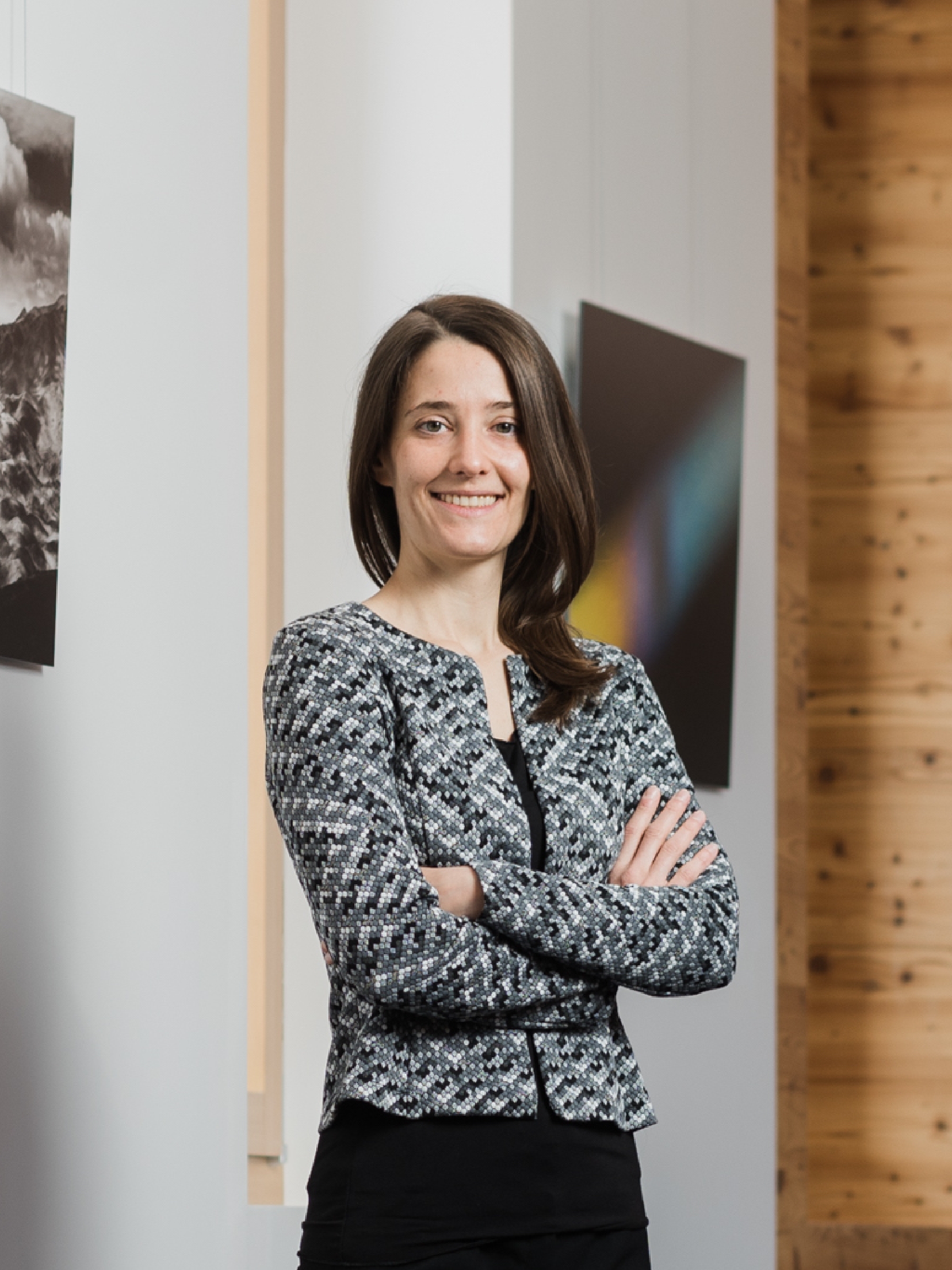 Prof. Dr. Monika Lendl  Observatoire de Genève, Universität Genf und NFS PlanetS Prof. Dr. Monika Lendl  Département d’Astronomie, University of Geneva and NCCR PlanetS  © Fabien Scotti, UniGE