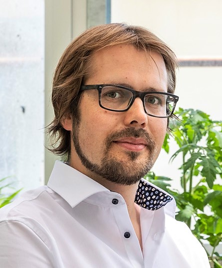 Prof. Dr. Matthias Erb, Institut für Pflanzenwissenschaften, Highly Cited Researcher in der Kategorie Pflanzen- und Tierwissenschaften. Bild: Severin Nowacki