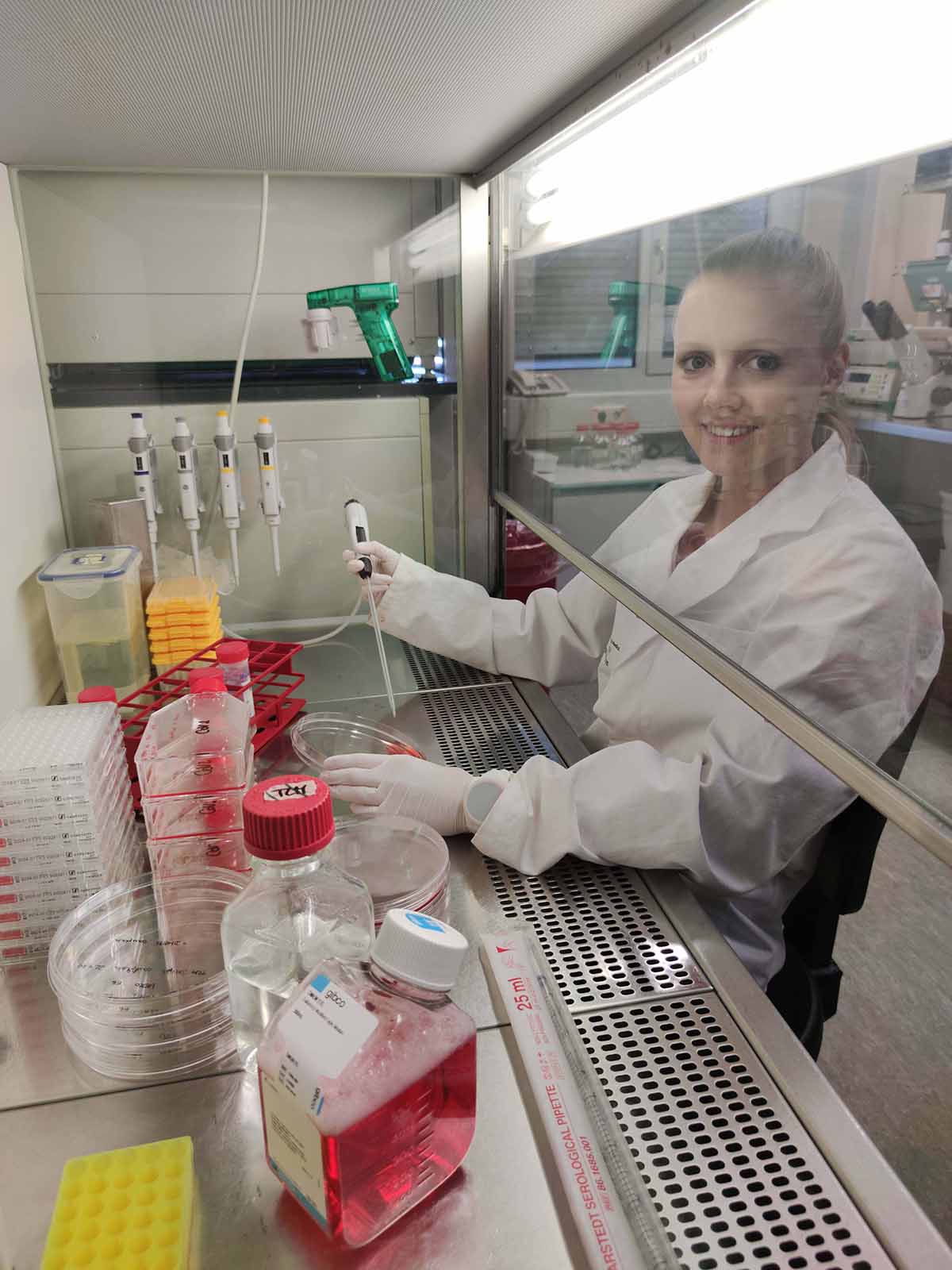 M. Sc. Toni-Luise Meister, Abteilung Molekulare und Medizinische Virologie, Medizinische Fakultät, Ruhr-Universität Bochum. © zvg
