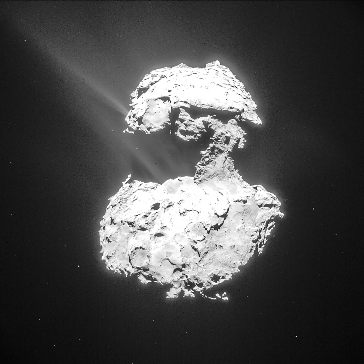 Gas und Staub steigen von Churys Oberfläche auf, während sich der Komet dem sonnennächsten Punkt auf seiner Umlaufbahn nähert.